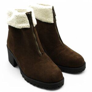 Bella Vita Womens Cable Lug Boot Ankle